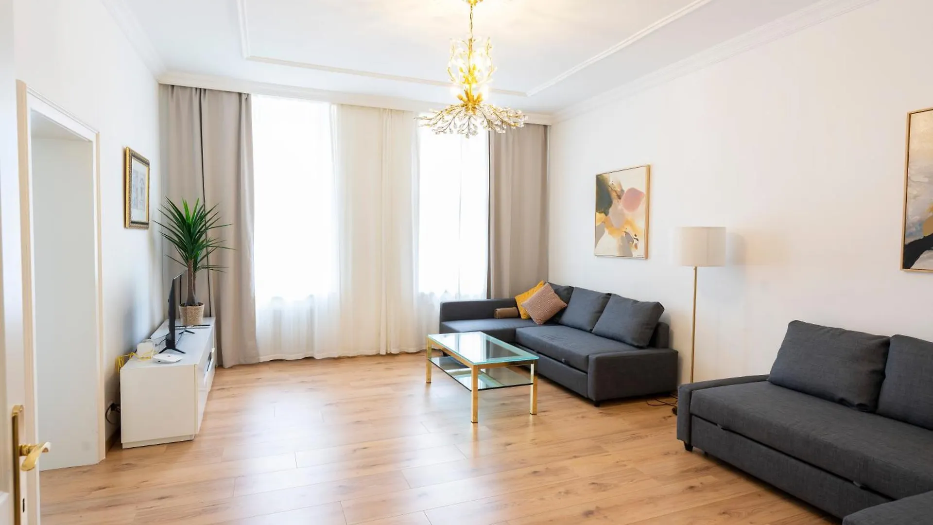 Belvedere Palace Apartment Vienna 0*,  Austria